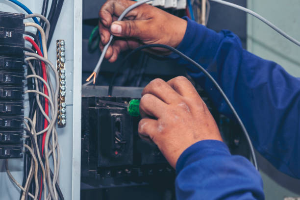 Best Local Electrician Companies  in Wesley Hills, NY
